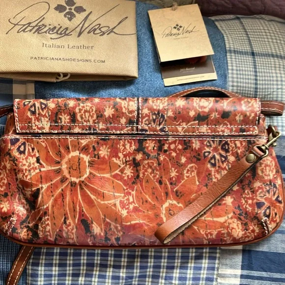 Patricia Nash Crossbody - Picture 5 of 10